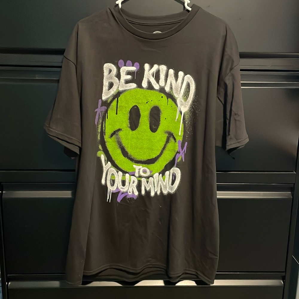 Men’s graphic tee